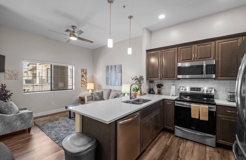 River Walk Condo | Sophisticated Elegance Spacious Condo