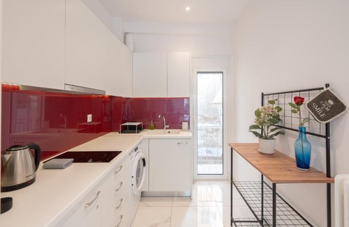 Pangrati Apartment | Sophisticated Modern Apt in Athens center