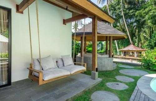 Petulu Villa | Sorento by DH - Tropical Retreat with Jungle Views & Pool