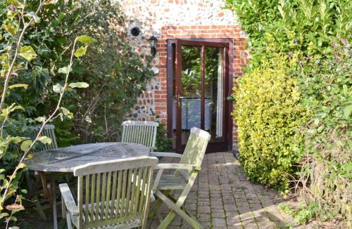Irstead House | Sorrel - E4321