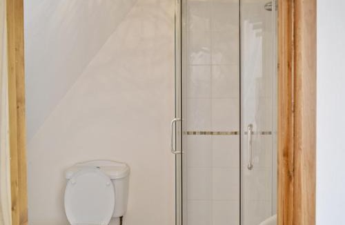 Irstead House | Sorrel - E4321