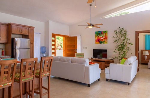 La Mulata Villa | Sosua villa 2BD/2BTH, Internet/TV/AC/hot water, private pool, guest-friendly
