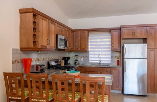 La Mulata Villa | Sosua villa 2BD/2BTH, Internet/TV/AC/hot water, private pool, guest-friendly