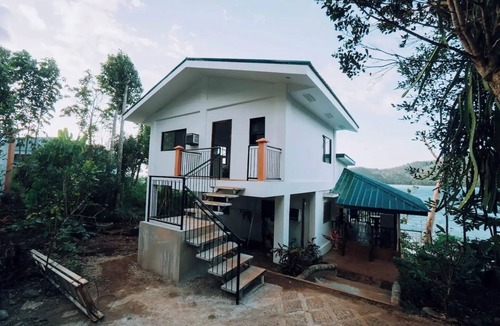 Puerto Princesa Apartment | Soul Shine Beach House Cozy studio in amazing Puerto Princesa with WiFi