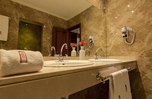 Agdal Hotel | Soundouss Hotel