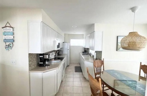 Clinton House | Soundscape Beachfront House!
