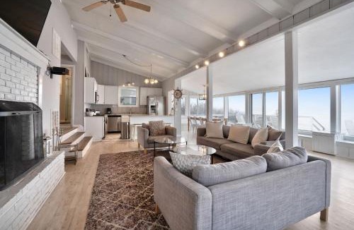 Wading River House | Soundview Beach House: 4BR,Panoramic Views 1.5hrsNYC