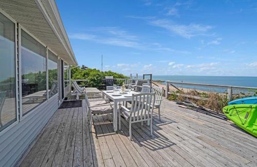 Wading River House | Soundview Beach House: 4BR,Panoramic Views 1.5hrsNYC