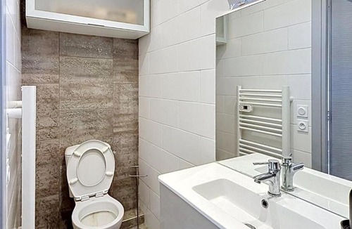 La Garde Apartment | Sous les pins - balcon - Climatisation