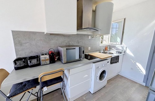 La Garde Apartment | Sous les pins - balcon - Climatisation