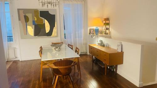 Quartier des Grandes-Carrieres Apartment | sousplexe en bas de Montmartre