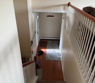 Bayshore - Klatt House | South Anchorage Marmot Nest home stay with shared bathroom