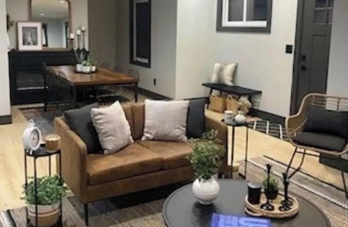 Harters Heights House | South Bend Mid-Term Rental