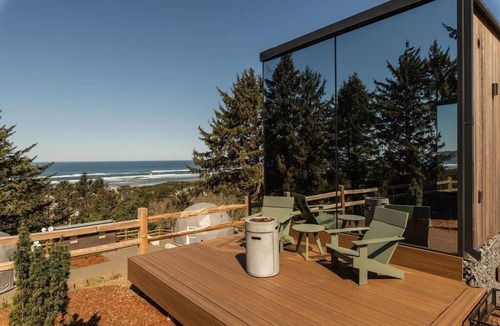 Tierra Del Mar Cabin | South Cape Mirror Cabin, Queen - Floor to Ceiling Expansive Views