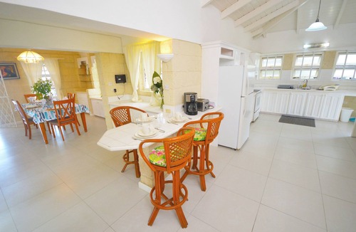 Long Bay House | South-easterly Sea view villa with pool