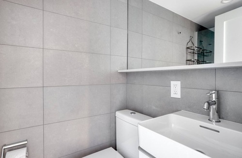 Columbus Apartment | South End Studio near T, Shops + Dining