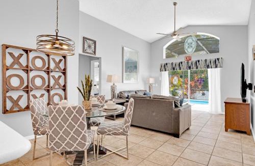 Seasons House | South Facing Pool with Spa and a Game Room in Prime Location Near Disney