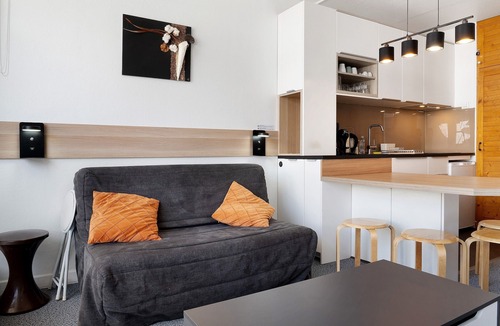 Arette Apartment | South-Facing Studio at the Foot of the Slopes, 4 Guests, WiFi, GR10