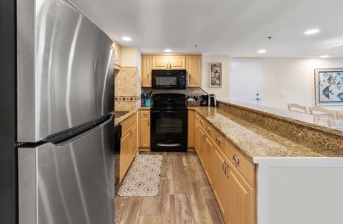 Arcadian Shores Condo | South Hampton 204 Oceanview w/Pool & Beach