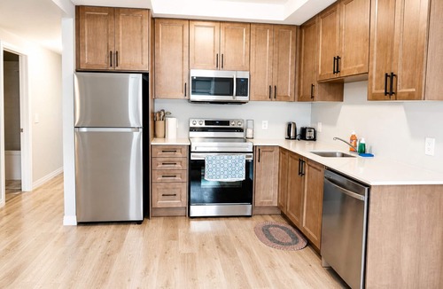 Doon South Condo | South Kitchener Retreat | 2BR 2BA · Steps to Grand River Trails · Free Parking