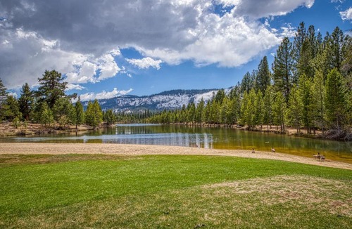 Tahoe Paradise House | South Lake Serenity
