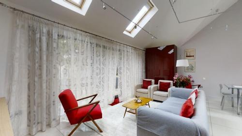 Wavendon House | South Lodge