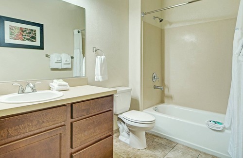 Ahwatukee Foothills Resort | South Mountain Preserve Resort 1bdr