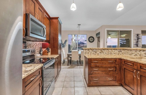 Foothills Club West House | South Mountain Skyline Home with Pool/Pet Friendly