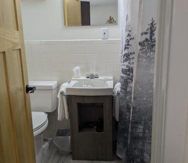 Canaan Hotel | South of the Border Room 3