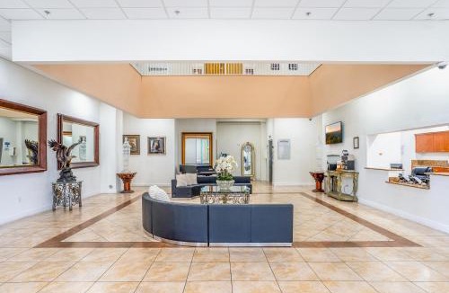 Medley Hotel | South River Suites