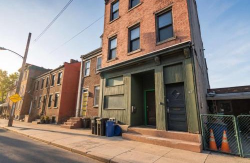 South Side Slopes House | South Side Flats Gem - Near Downtown Pittsburgh