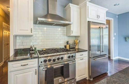 South Side House | South Side home with garage, game room, gym & deck near downtown, stadiums and Carson Street