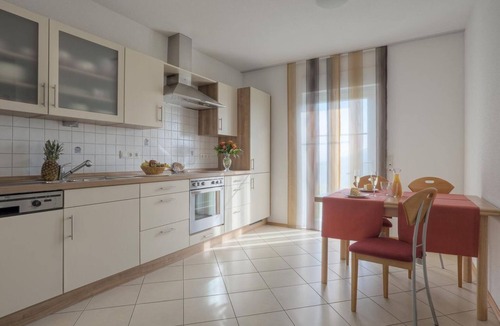 Bollendorf-Pont House | South side without balcony with panoramic view, 4 - 11 nights - Waldhotel Sonnenberg