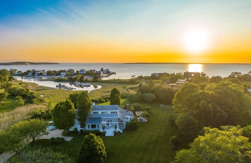North Sea House | Southampton Summer Bayfront + Heated Saltwater Pool