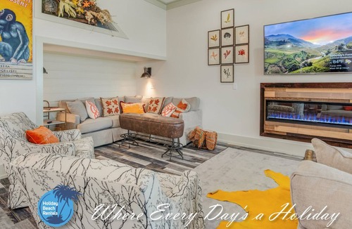 Bel Air House | "Southern Comfort" Beachfront | Private Pool | WiFi | Professionally Cleaned