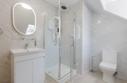 Watford Hotel | Southern Cross