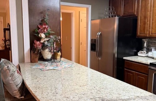 Sylvester House | Southern Luxuries Rosewood - Beautiful Romantic!
