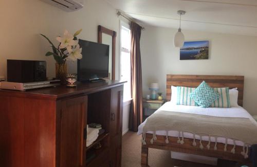 Riverton House | Southern Scenic Stargazer
