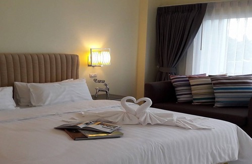 Chumphon Hotel | Southgate Residence Hotel