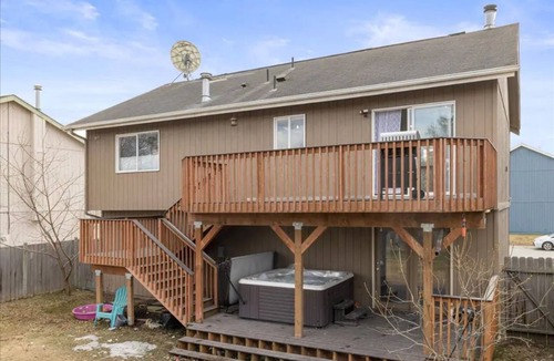 Abbott Loop House | Southside Solstice