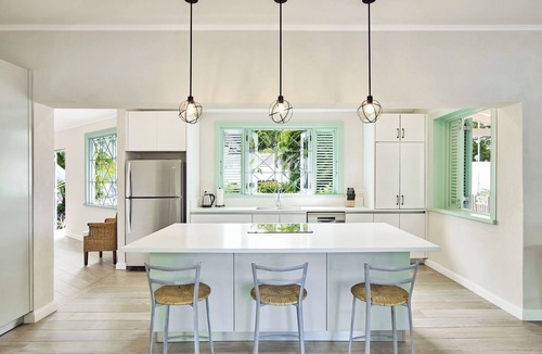 Mullins Beach House | Southwinds - by Zenbreak