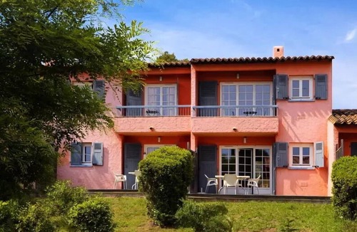 Boulouris-sur-Mer Apartment | SOWELL RESIDENCES Green Oaks * - Studio 4 people