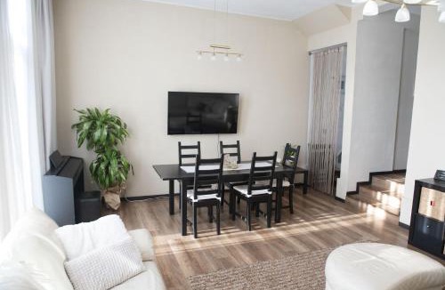 Vitan Apartment | SOZO Home