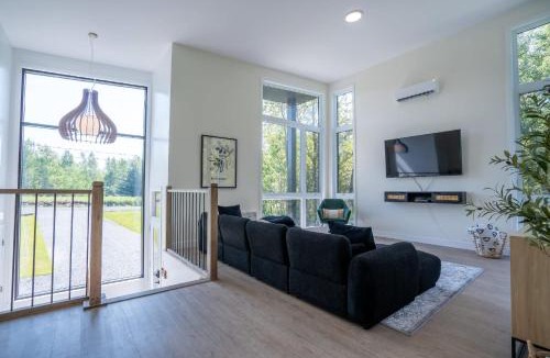 Weedon Ski Chalet | Spa & Adventure - Chalet Valikas