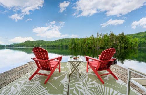 Amherst Ski Chalet | Spa Game room Waterfront - Le Refuge Vert