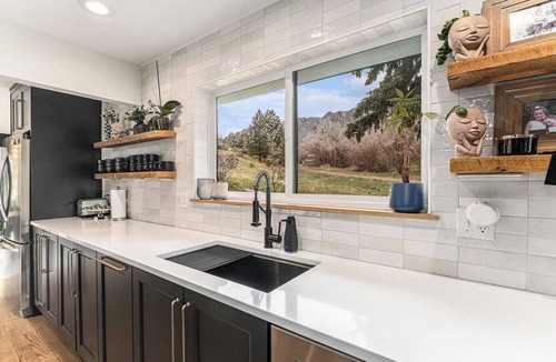 Highland Park House | Spa Getaway w/Open Space Access ~ Sauna/Hot Tub/Cold Plunge