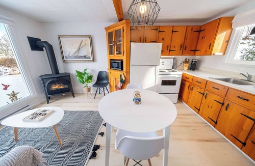 Montmagny House | Spa & River view | Le Jardin