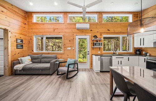 Mauricie Ski Chalet | Spa & Sauna - Le Ptit Cool Des Bois