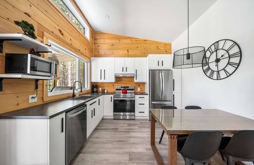 Mauricie Ski Chalet | Spa & Sauna - Le Ptit Cool Des Bois