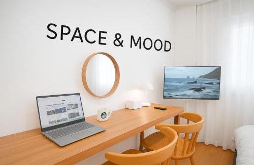 Millak-tong Apartment | SPACE & MooD